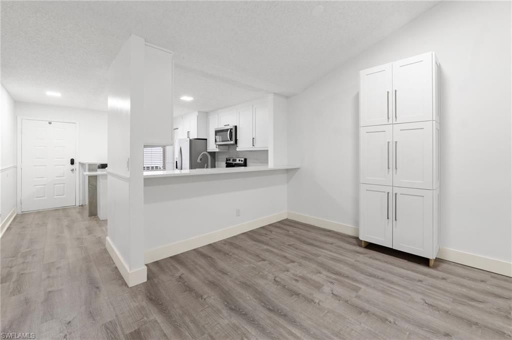 3451 County Barn Rd, Unit 203, Naples, FL 34112 Photo