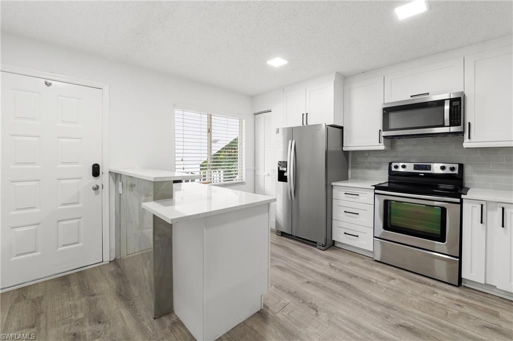 3451 County Barn Rd, Unit 203, Naples, FL 34112 Photo
