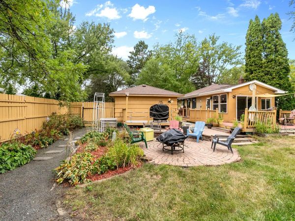 2726 Dellwood Street, Roseville, MN 55113