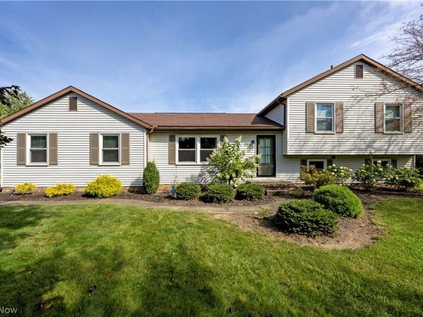 222 Tanglewood Drive , Dalton, OH 44618