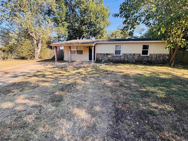 706 Forbes Drive, Bald Knob, AR 72010