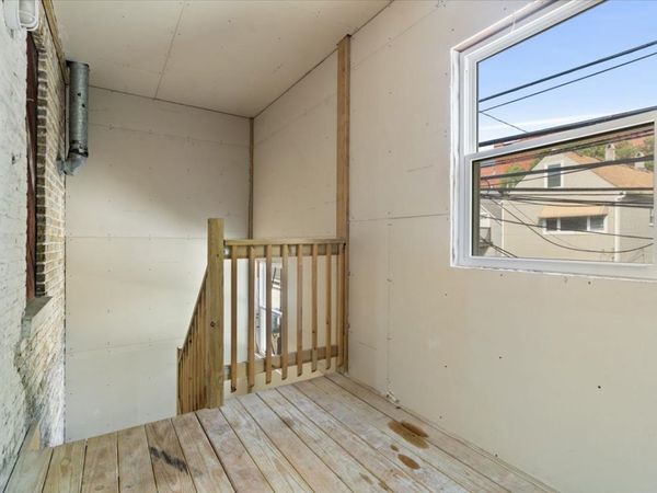 1835 N Humboldt Boulevard , Chicago, IL 60647