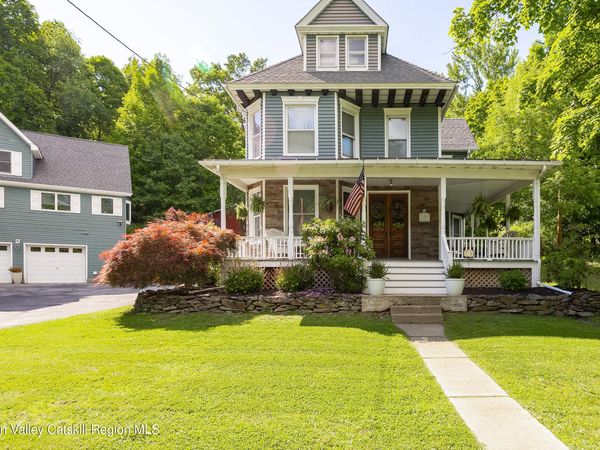 125 Vineyard Avenue, Highland, NY 12528