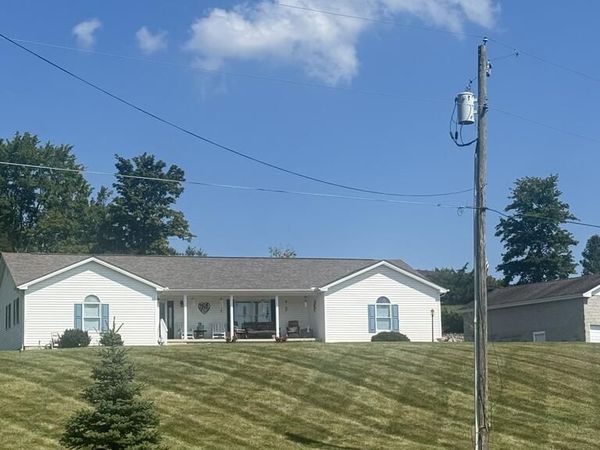 1906 Prussia Road, Waverly, OH 45690