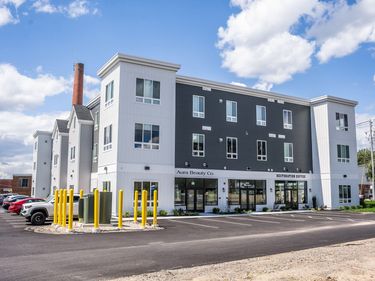 999 Main Street, Unit 205, Hanson, MA 02341