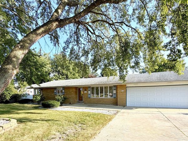 2148 E 3000 N Road , Bourbonnais, IL 60914
