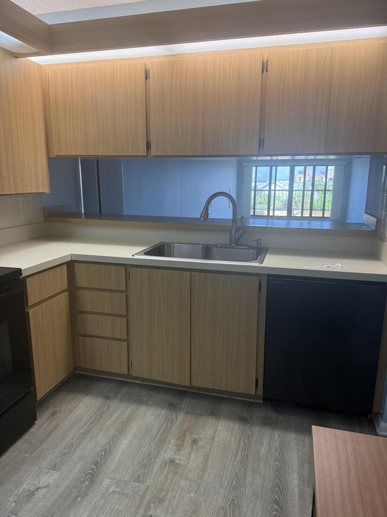 101 Ocean Bluffs Boulevard, Unit 402, Jupiter, FL 33477 Photo