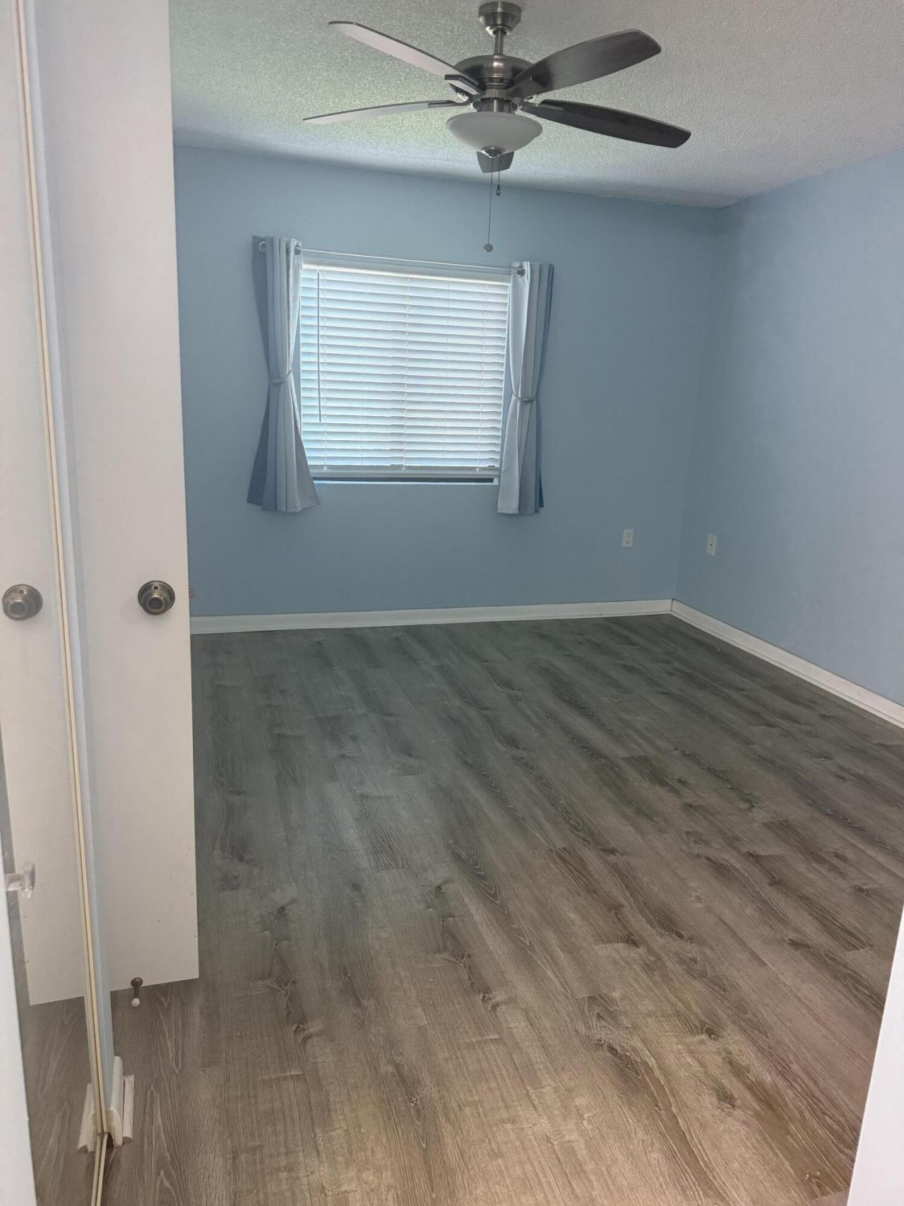 101 Ocean Bluffs Boulevard, Unit 402, Jupiter, FL 33477 Photo
