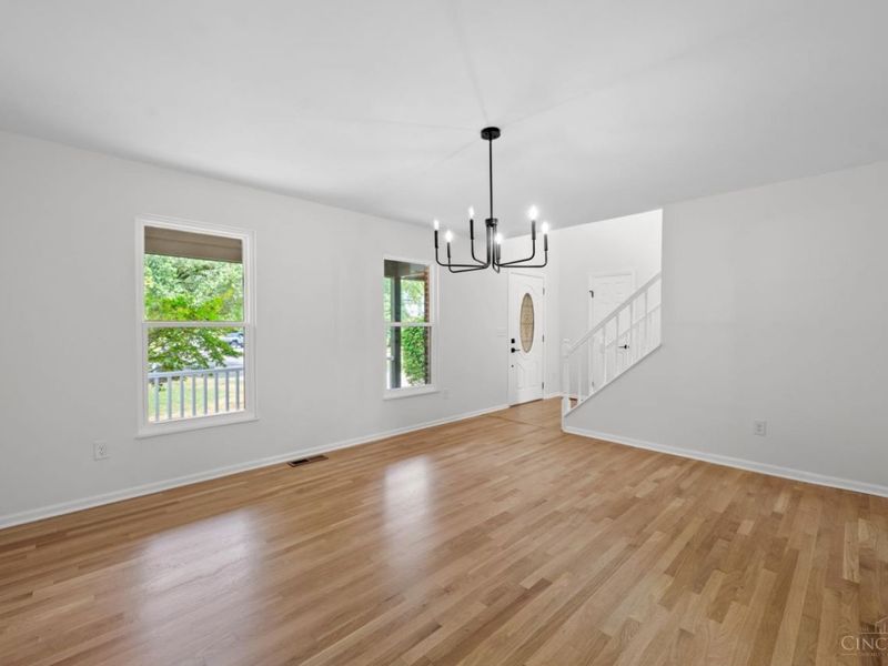 8750 Allencrest Drive, West Chester, OH 45069 Photo 5