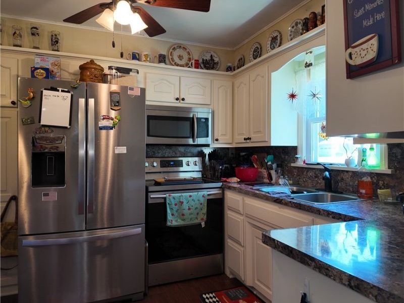 447 Tallwood Drive, Norton, OH 44203 Photo 9