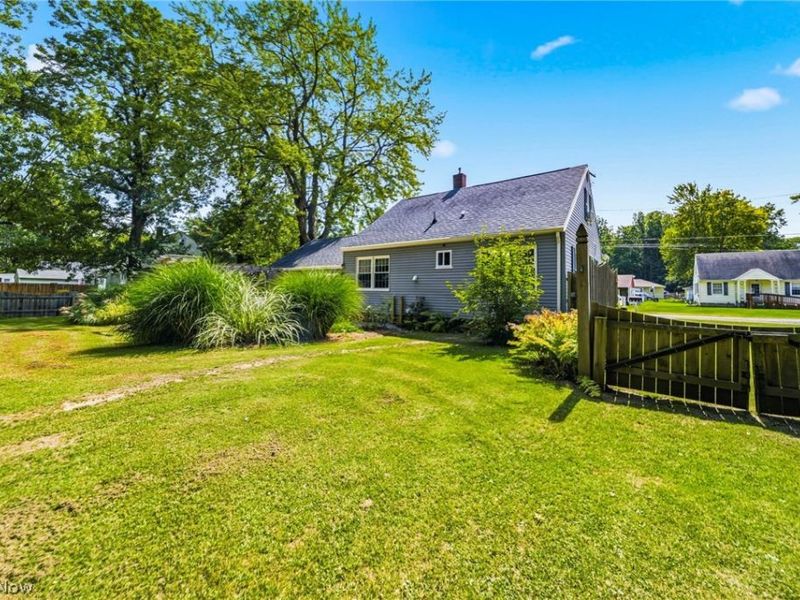 1809 W 16th Street, Ashtabula, OH 44004 Photo 8