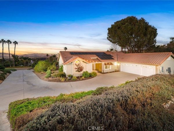 16401 Orangewind Lane, Riverside, CA 92503