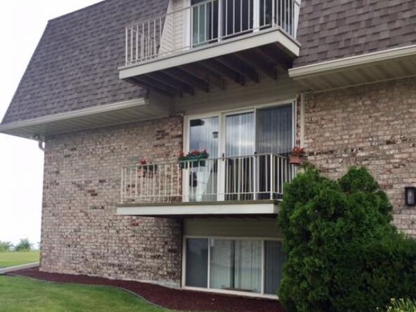 3612 Lakeshore Drive, Unit D12, St. Joseph, MI 49085