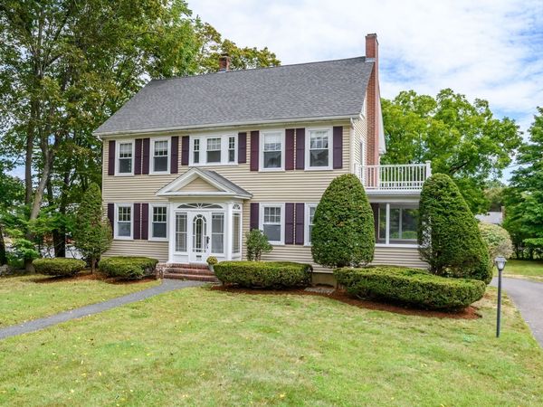 203 Bacon St, Natick, MA 01760