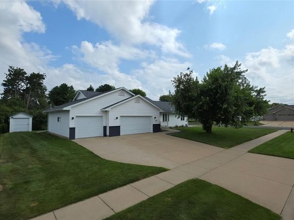 4508 Springfield Drive, Eau Claire, WI 54701