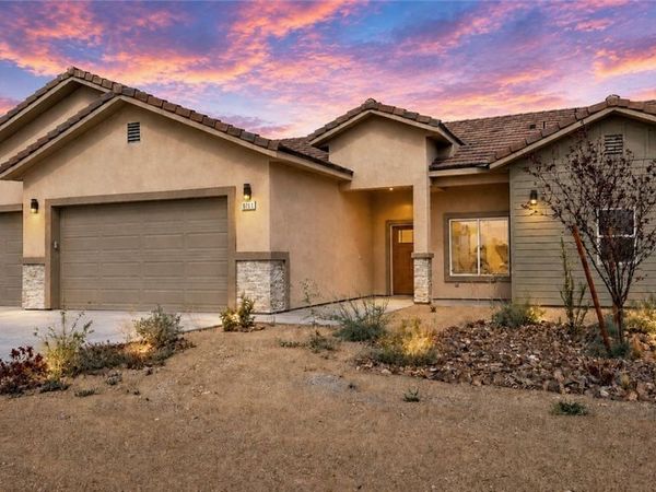 6141 S Lisa Lane, Unit 1, Pahrump, NV 89048
