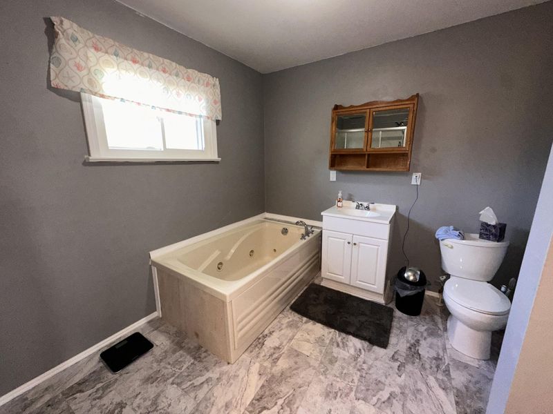 429 N Madriver Street, Bellefontaine, OH 43311 Photo 32