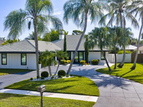 12894 N Normandy Way, Palm Beach Gardens, FL 33410
