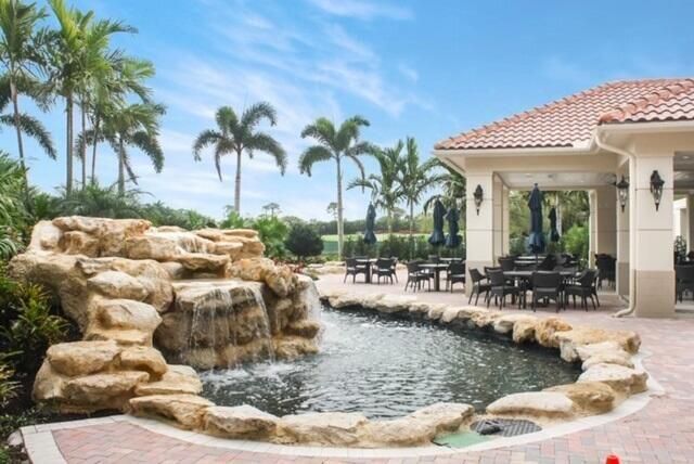 540 Les Jardin Drive, Palm Beach Gardens, FL 33410 Photo