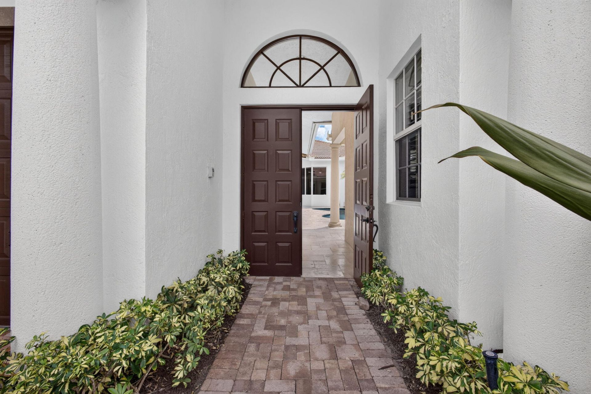 540 Les Jardin Drive, Palm Beach Gardens, FL 33410 Photo