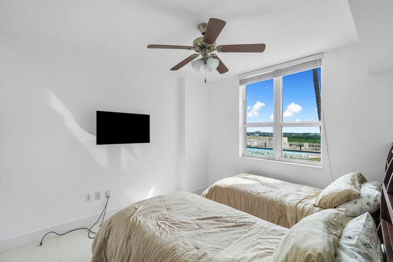 350 N Federal Highway, Unit Apt 606, Boynton Beach, FL 33435 Photo