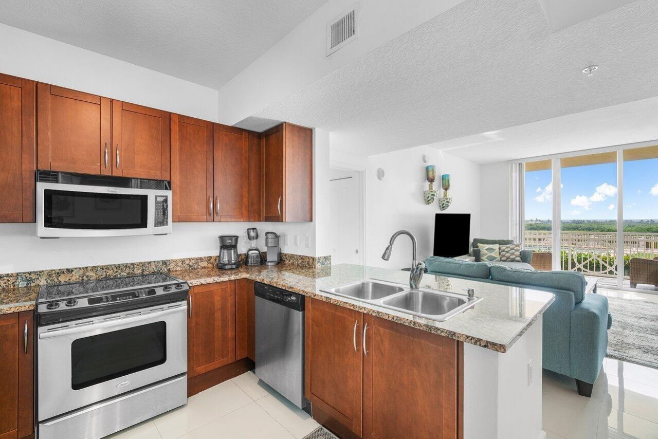 350 N Federal Highway, Unit Apt 606, Boynton Beach, FL 33435 Photo