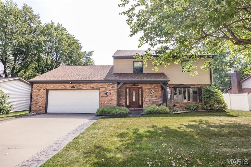 328 Veach Drive, Fairview Heights, IL 62208 Main Photo