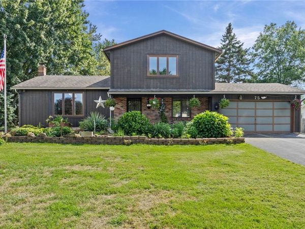 75 Woodedge Lane , Rochester, NY 14626