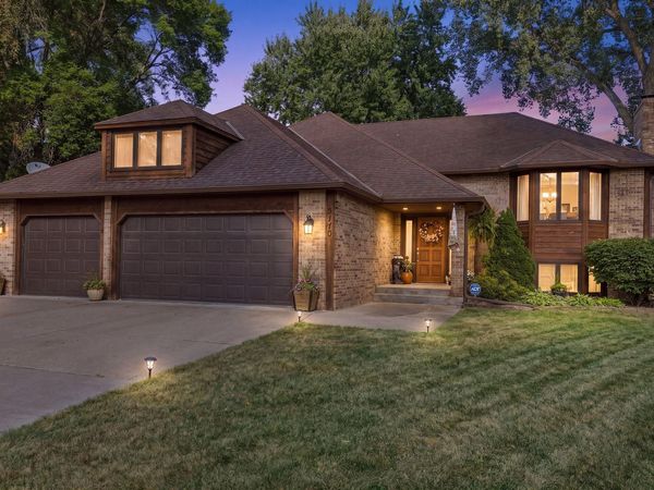 5170 Hemlock Lane N, Plymouth, MN 55442