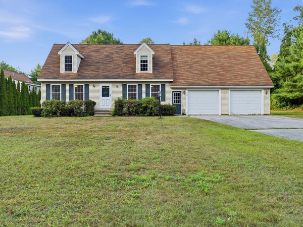 12 Pine Crest Acres Lane , Arundel, ME 04046
