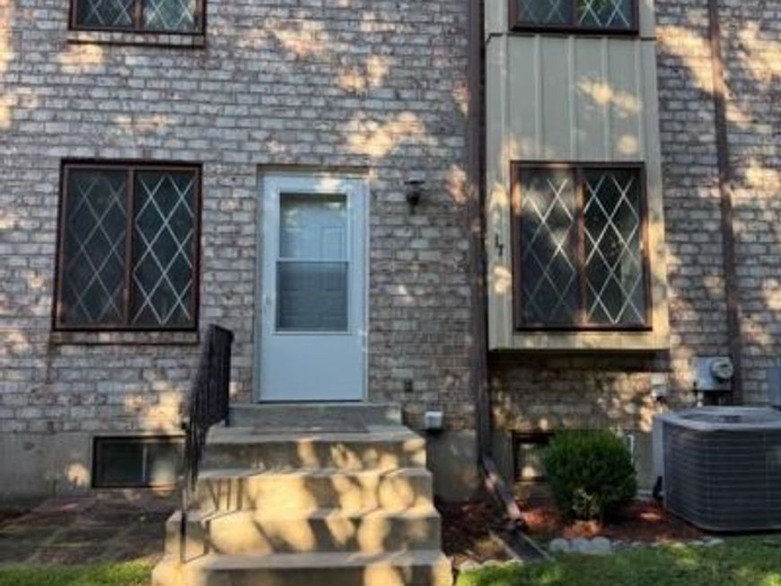 5200 Hilltop Drive, Unit DD17, Brookhaven, PA 19015 Main Photo