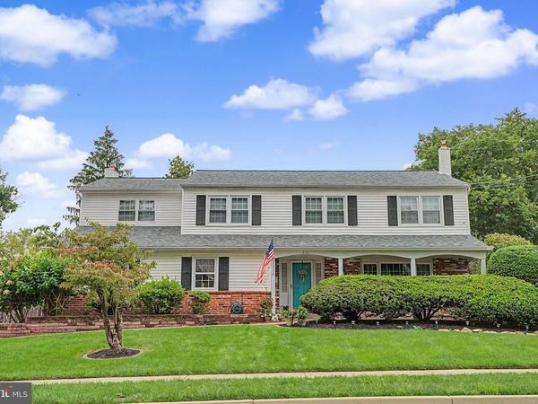 252 WALTON DRIVE, MORRISVILLE, PA 19067
