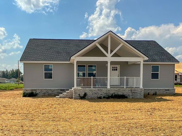 129 Martha Circle , Lafayette, TN 37083