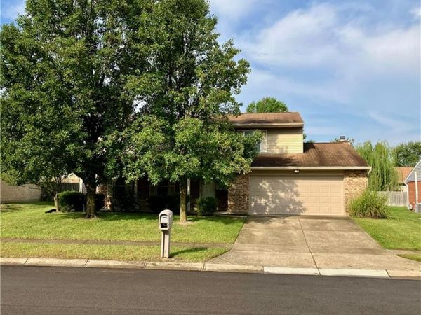 8711 Watergate Drive, Huber Heights, OH 45424