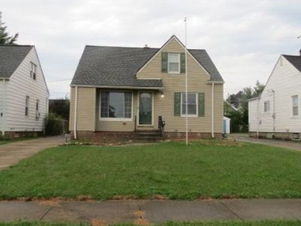 7502 Arden Avenue, Parma, OH 44129