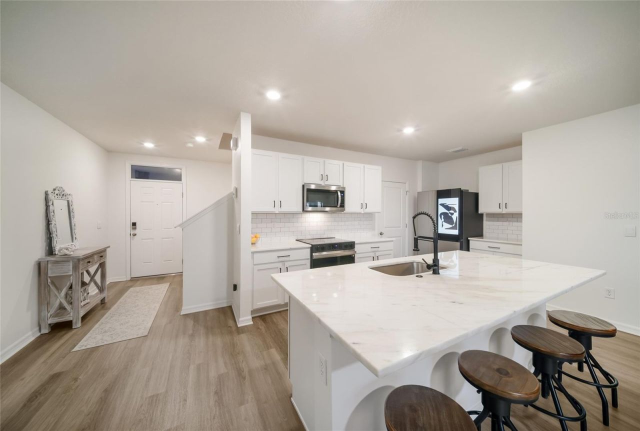 3471 Hilltop Circle, Bradenton, FL 34211 Photo