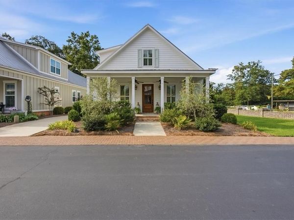 28 Bay Pointe Court , Fairhope, AL 36532
