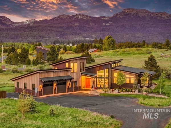 14036 Hideaway Court, McCall, ID 83638