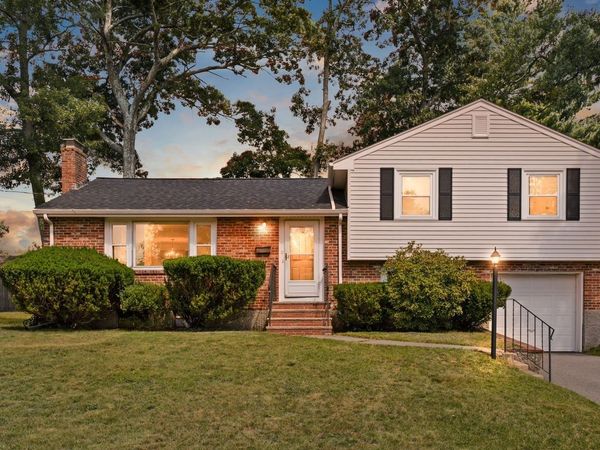11 Imrie St, Randolph, MA 02368