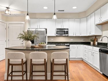 222 Glenwood Avenue, Unit 717, Raleigh, NC 27603