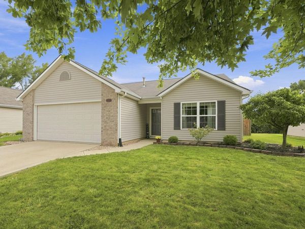 11017 La Fortuna Way, Roanoke, IN 46783
