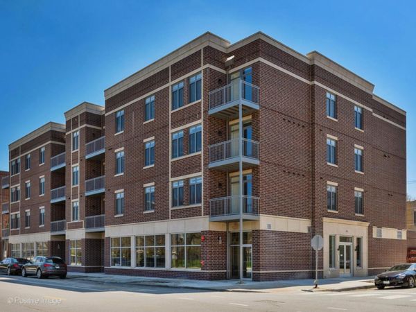 243 E 31st Street , Unit 202, Chicago, IL 60616