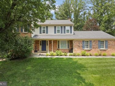 2026 WESTWOOD FOREST DRIVE , VIENNA, VA 22182