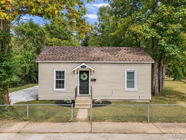 506 Cedar Street, De Soto, MO 63020