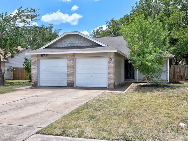 8711 Pineridge DR, Austin, TX 78729