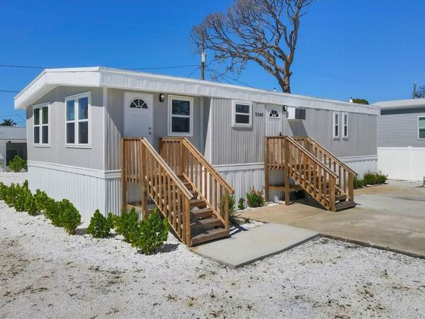 3280 HOLLY AVENUE , ENGLEWOOD, FL 34224