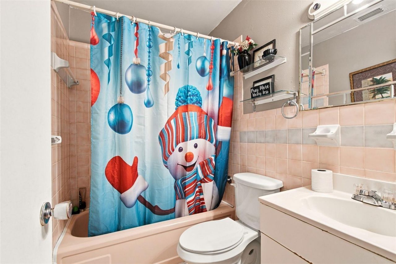 7718 33rd Avenue N, Saint Petersburg, FL 33710 Photo