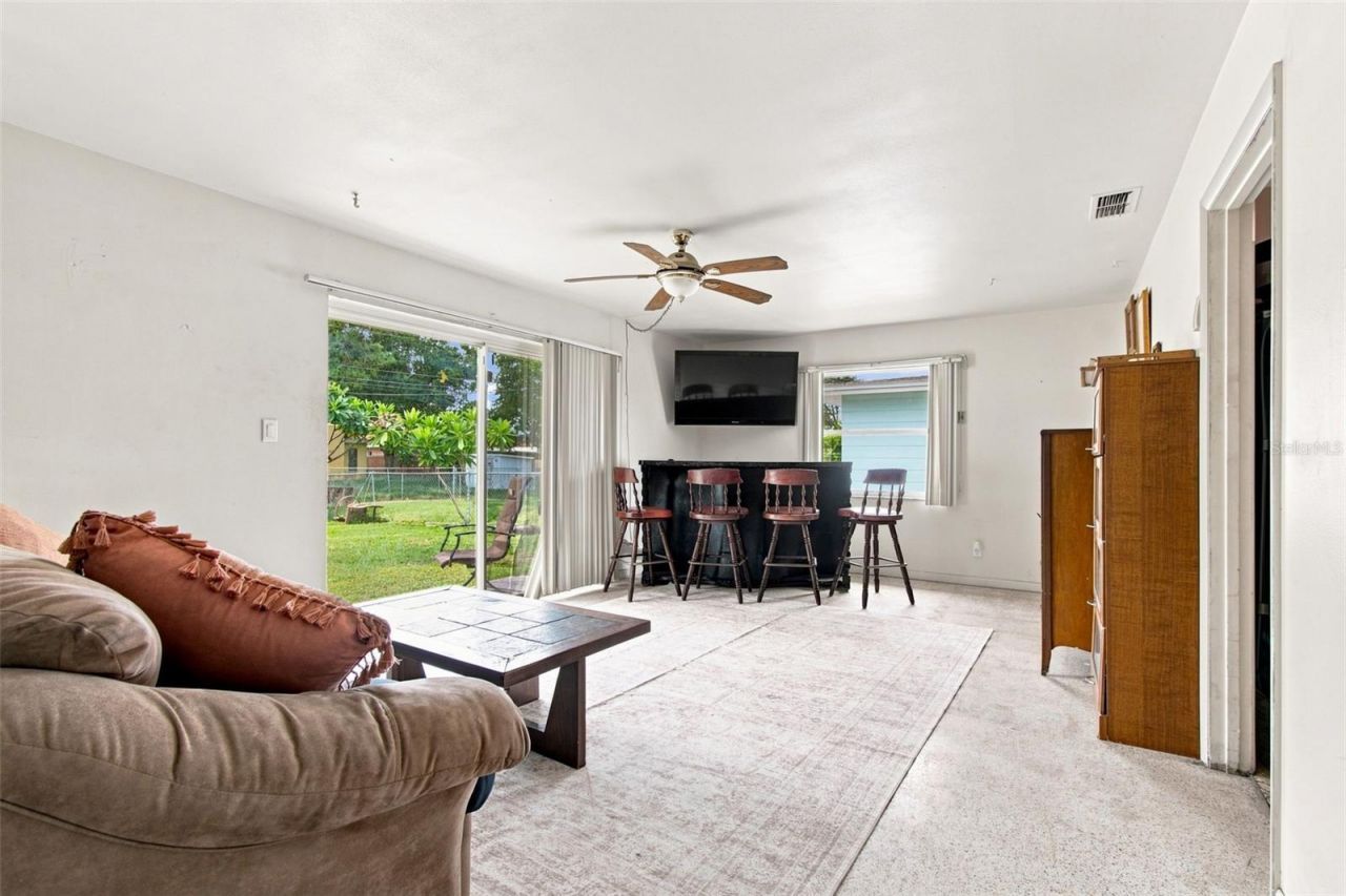 7718 33rd Avenue N, Saint Petersburg, FL 33710 Photo