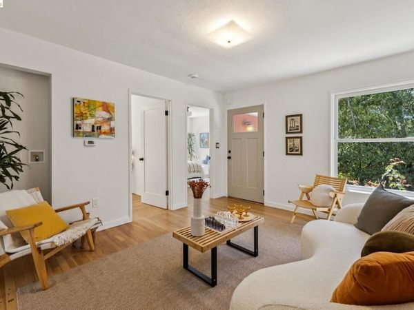2218 Parker St, Berkeley, CA 94704