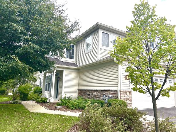 731 S Jade Lane, Round Lake, IL 60073